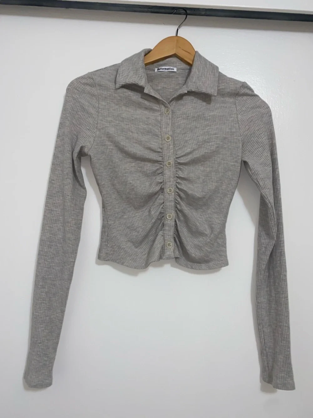 Reformation Ribbed Elin Button-Front Collared Top